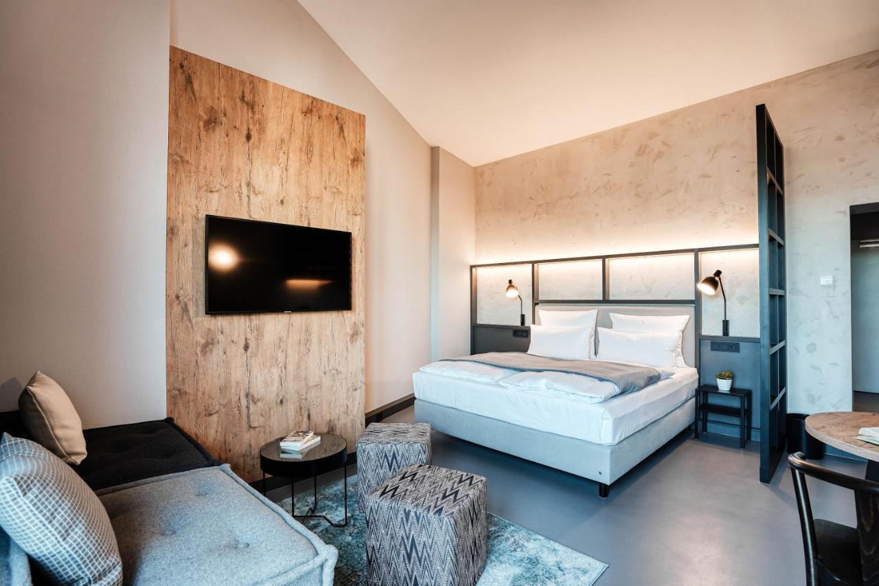 Cloud No7 Lofts 4*